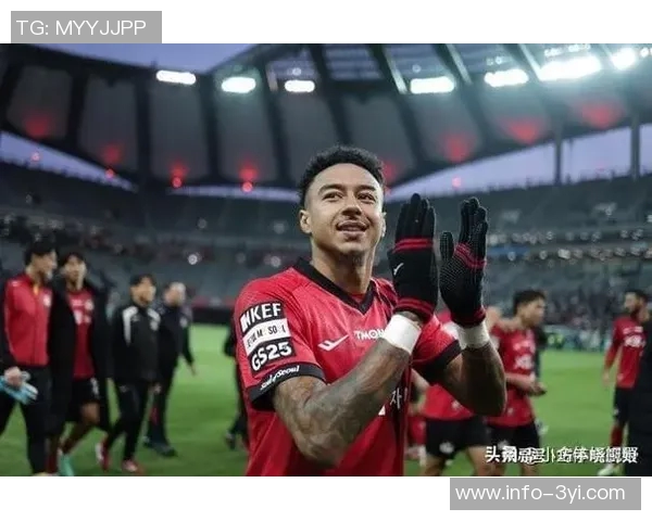 张琳芃与林加德场上冲突激烈主裁判果断出示黄牌警告两人 张琳芃与林加德场上冲突激烈主裁判果断出示黄牌警告两人